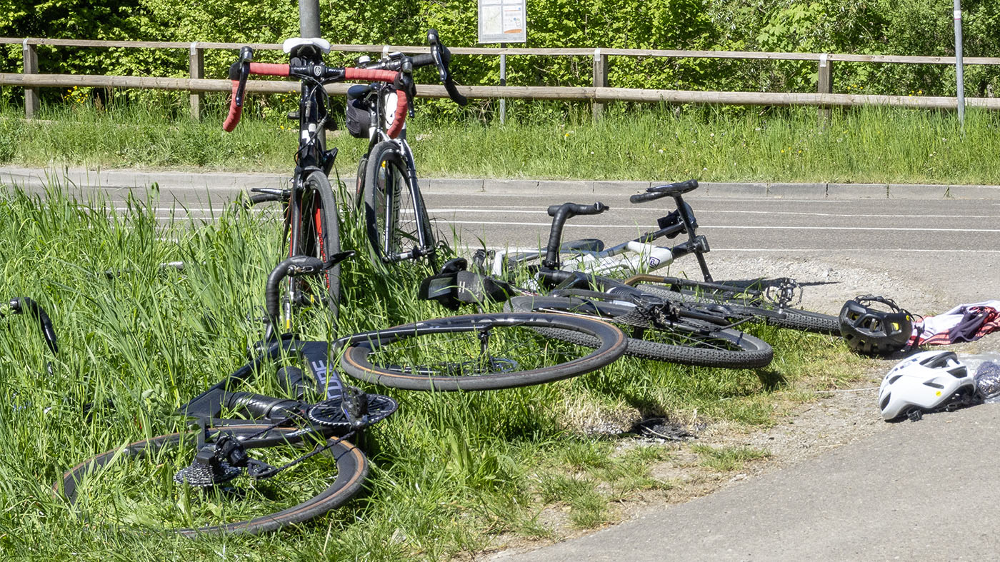 Gestürzter Fahrradfahrer