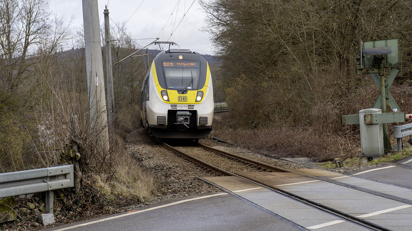 Murrtalbahn – Bahnübergang bei BK-Steinbach