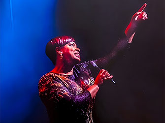 Irene M. Forrester gastiert in der Matthäuskirche in Backnang