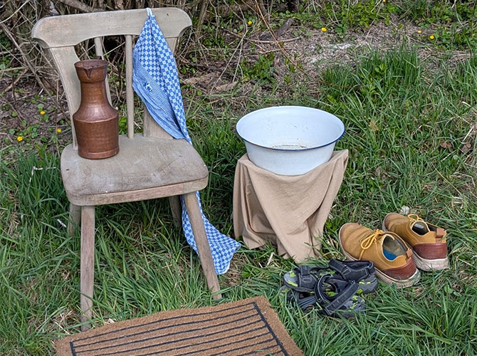 Osterweg Steinbach, Jesus wäscht den Jüngern die Füße