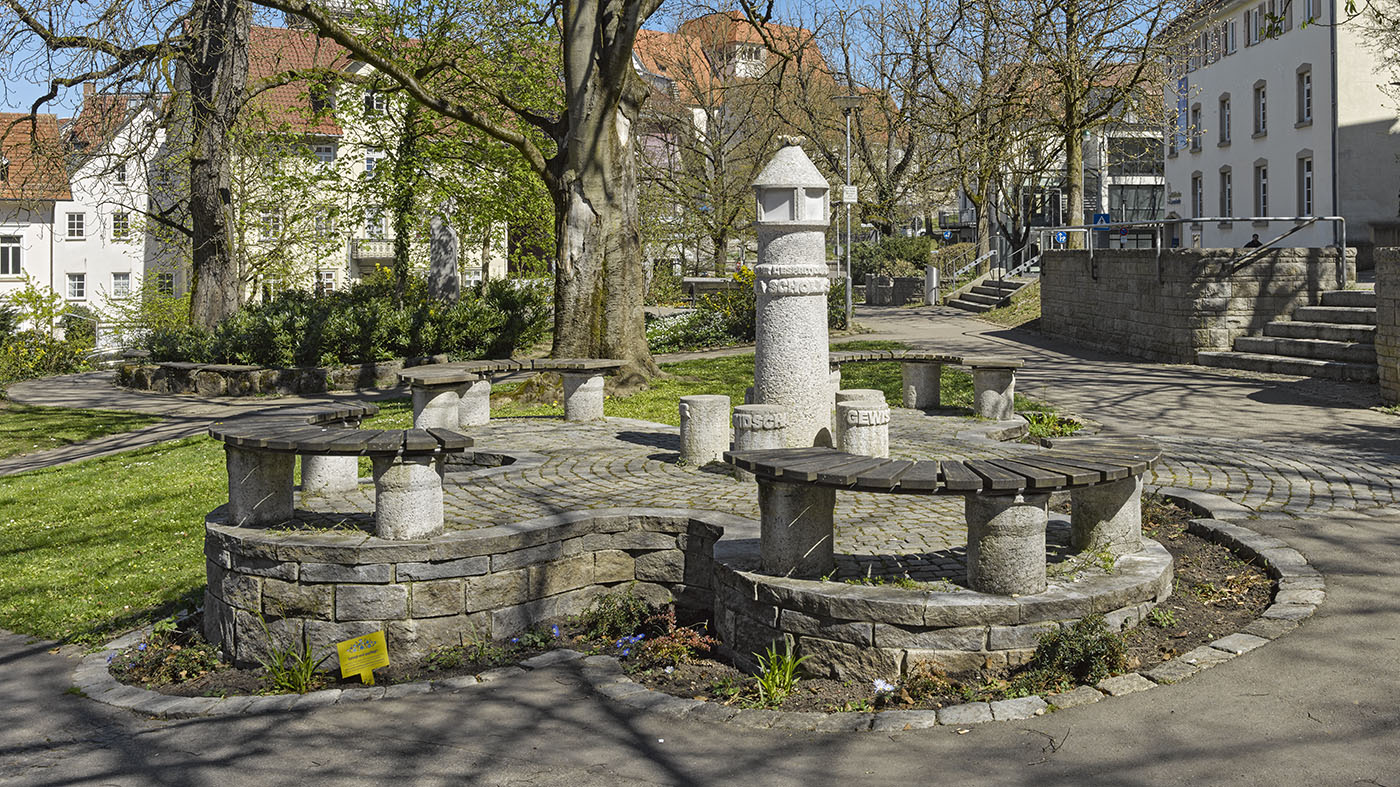 Sophie Scholl-Denkmal, Schillerplatz