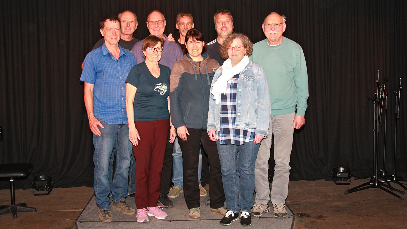 Jahreshauptversammlungen 2026 – Hinten: Peter Lintfert, Jürgen Wintergerst, Thomas Wollenhaupt, Sebastian Wolf, Wolfgang Bezner, Vorne: Klaus Scholl, Sabine Hahn, Regine Stang, Silke Lang