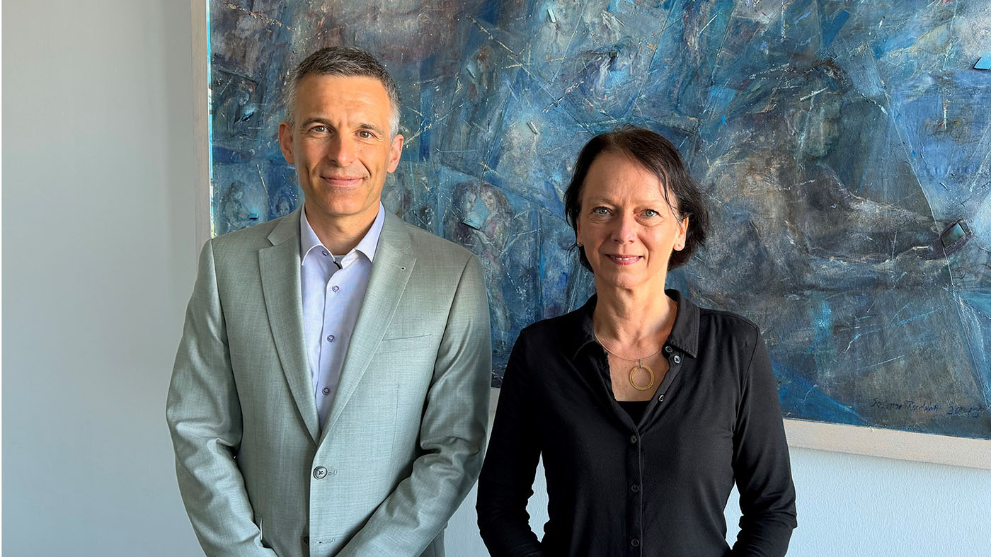 Susanne Bay Regierungspräsidentin und Benjamin Heemeier