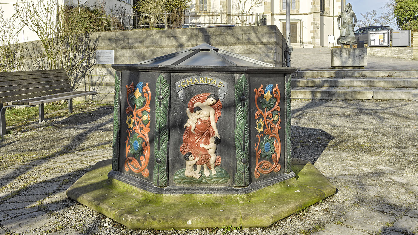 Tugendbrunnen | Stiftshof, Backnang | © BJ. Lattner