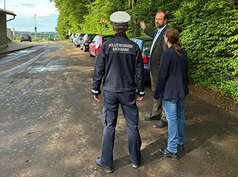 Timo Mäule Stadtverwaltung Backnang im Gespräch beim Waldheim
