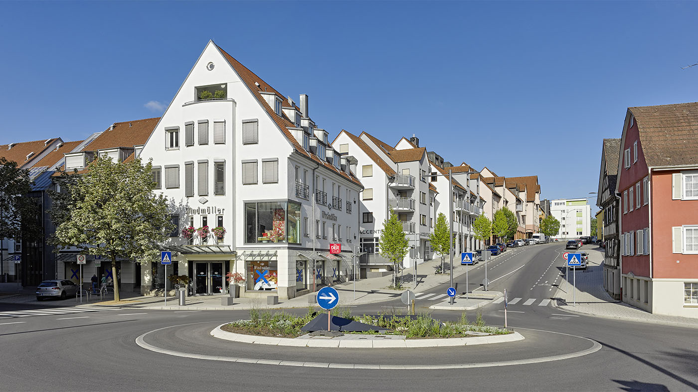 Kreisverkehr Aspacher Straße, Backnang | © BJ. Lattner