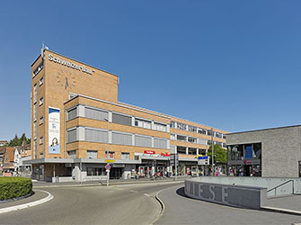 Bleichwiese und Schweizerbau | Fabrikstraße | © BJ. Lattner
