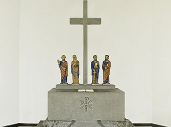 Altar und Altarfiguren – Stiftskirche Backnang | © BJ. Lattner
