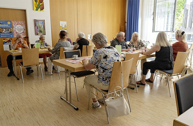 Im Café Senior-ita des Senioren-Treffs | © BJ. Lattner