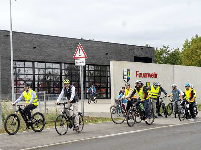 Erprobung des neuen Radwegs | © BJ. Lattner