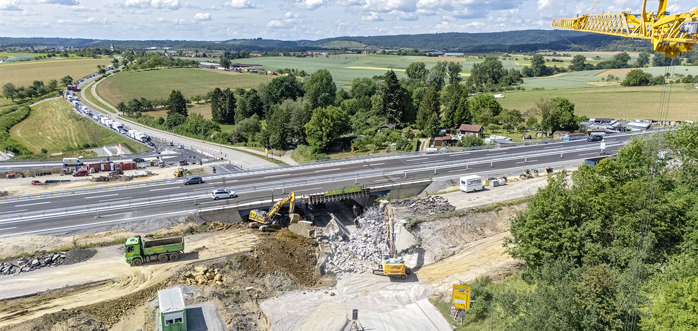 Bilder der Woche | Abriss der alten B 14 Brücke, Anschlussstelle Backnang-West, Backnang | © BJ. Lattner